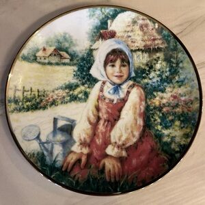 Heather of England by Lisette DeWinne Collectors Plate Faces of the World